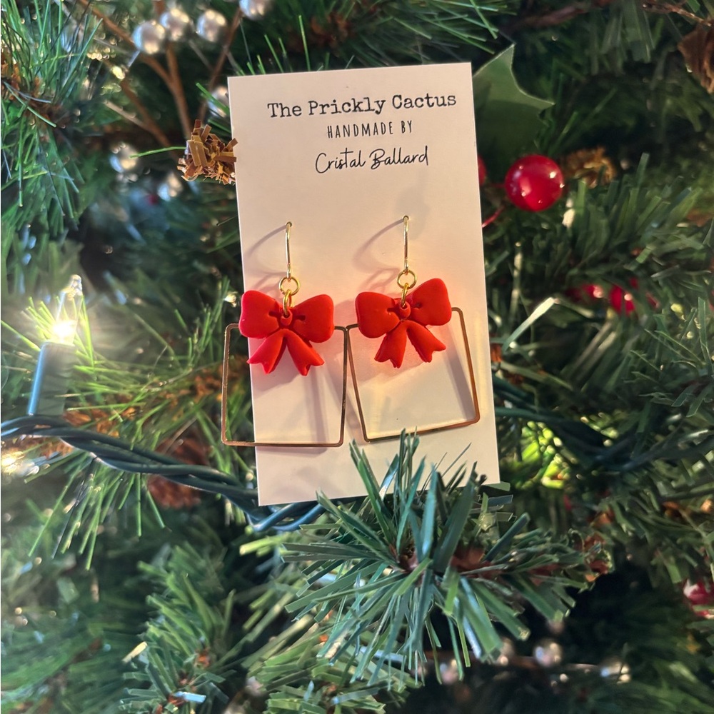 Present Earring